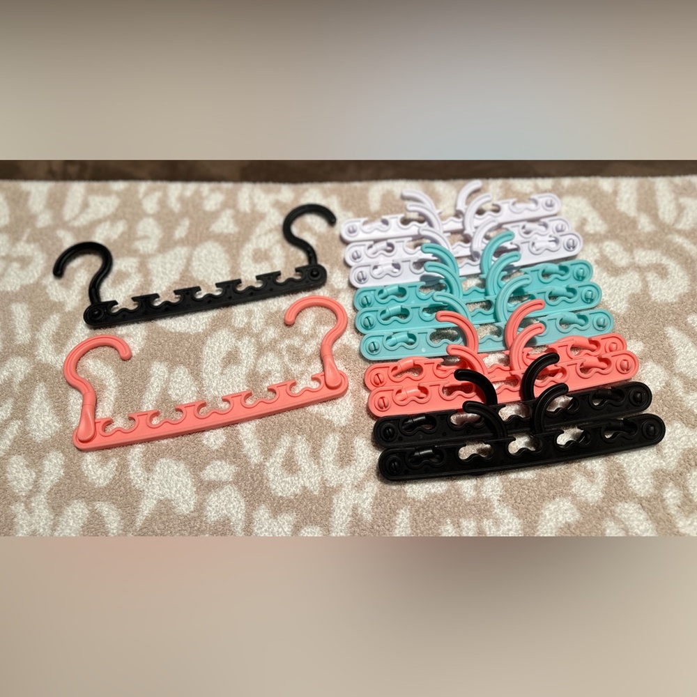 Set of 12 Multi-Color Space-Saving Hangers